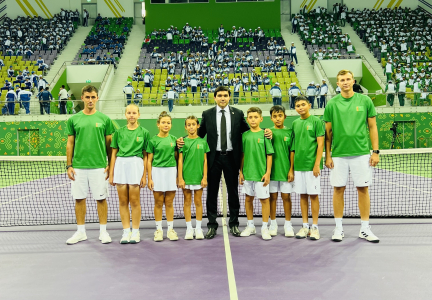 Eziz Döwletow Türkmenistanyň Tennis federasiýasynyň başlygy wezipesine täzeden saýlandy