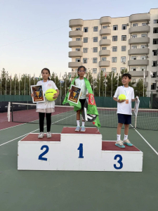 Ýaş türkmen tennisçi Aýlin Nuryýewa Buharada geçirilen halkara bäsleşikde ýeňiji boldy